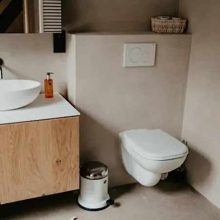 Сasa de vacaciones 3-br Suburban Retreat *